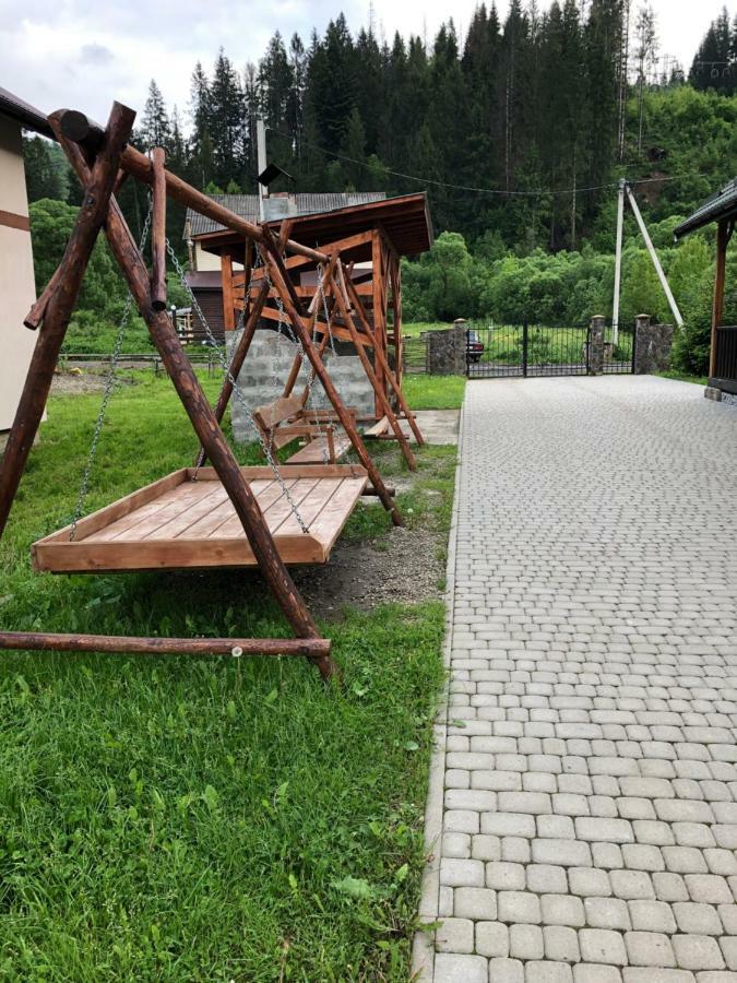 На Двоїх Lägenhet Slavske Exteriör bild